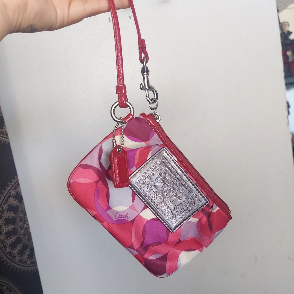 Coach Poppy Collection Wristlet ❤️💜 - Picture 2 of 6
